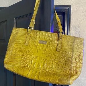 Brahmin.  Rare Color.  Gorgeous Purse